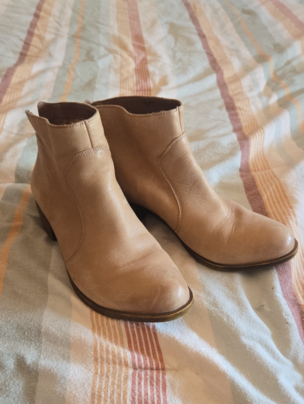 Lucky Brand Tan Booties